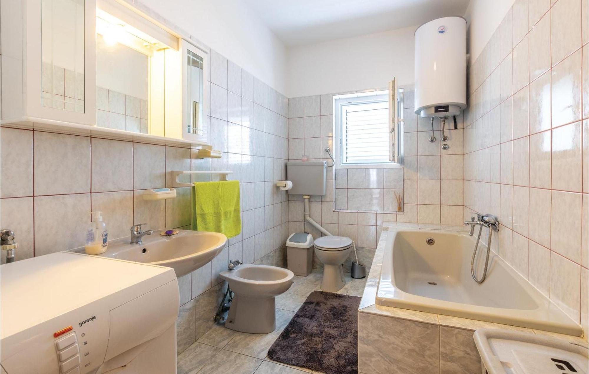 Nice Apartment In Plano With Kitchen Extérieur photo