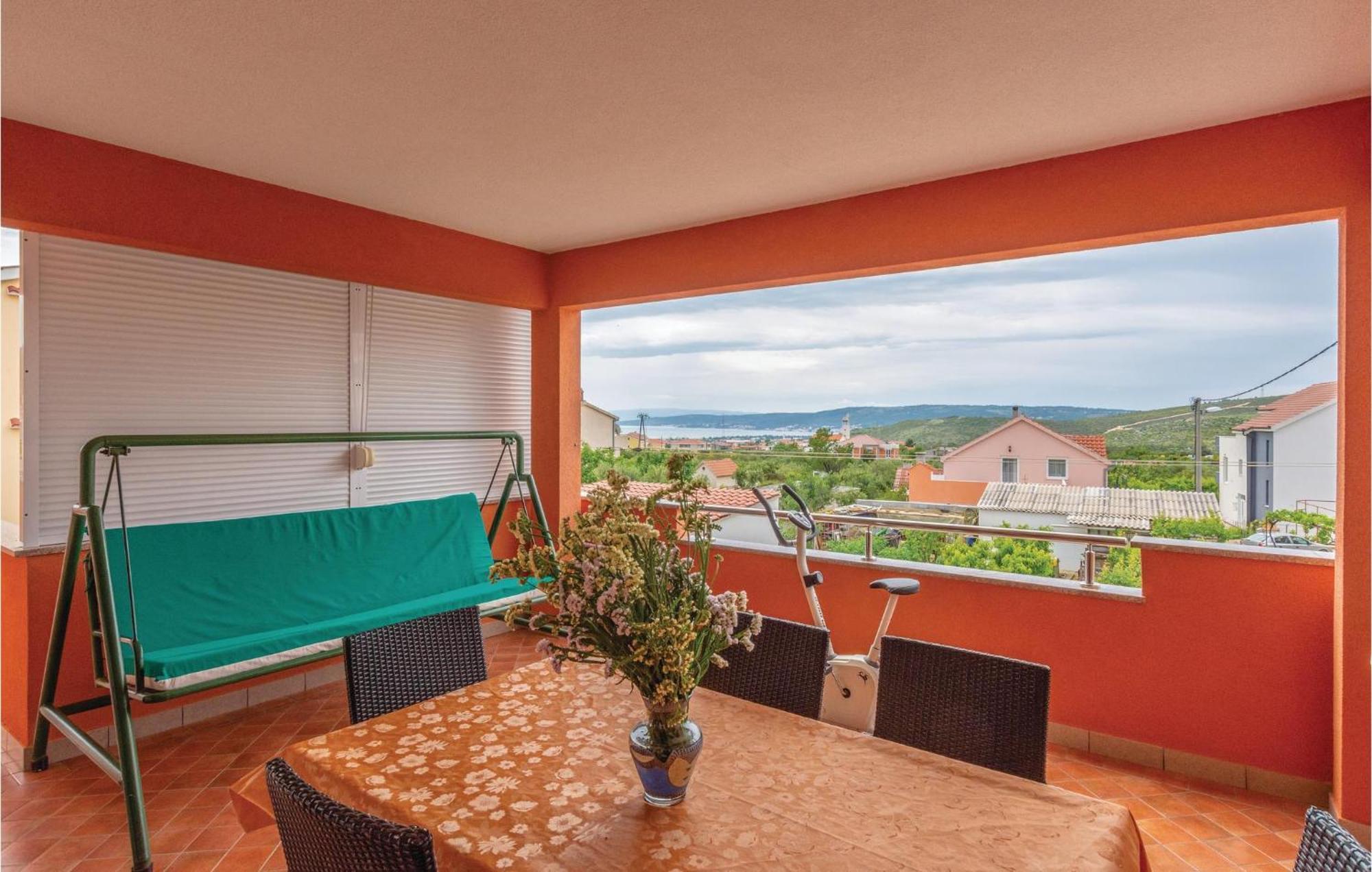 Nice Apartment In Plano With Kitchen Extérieur photo